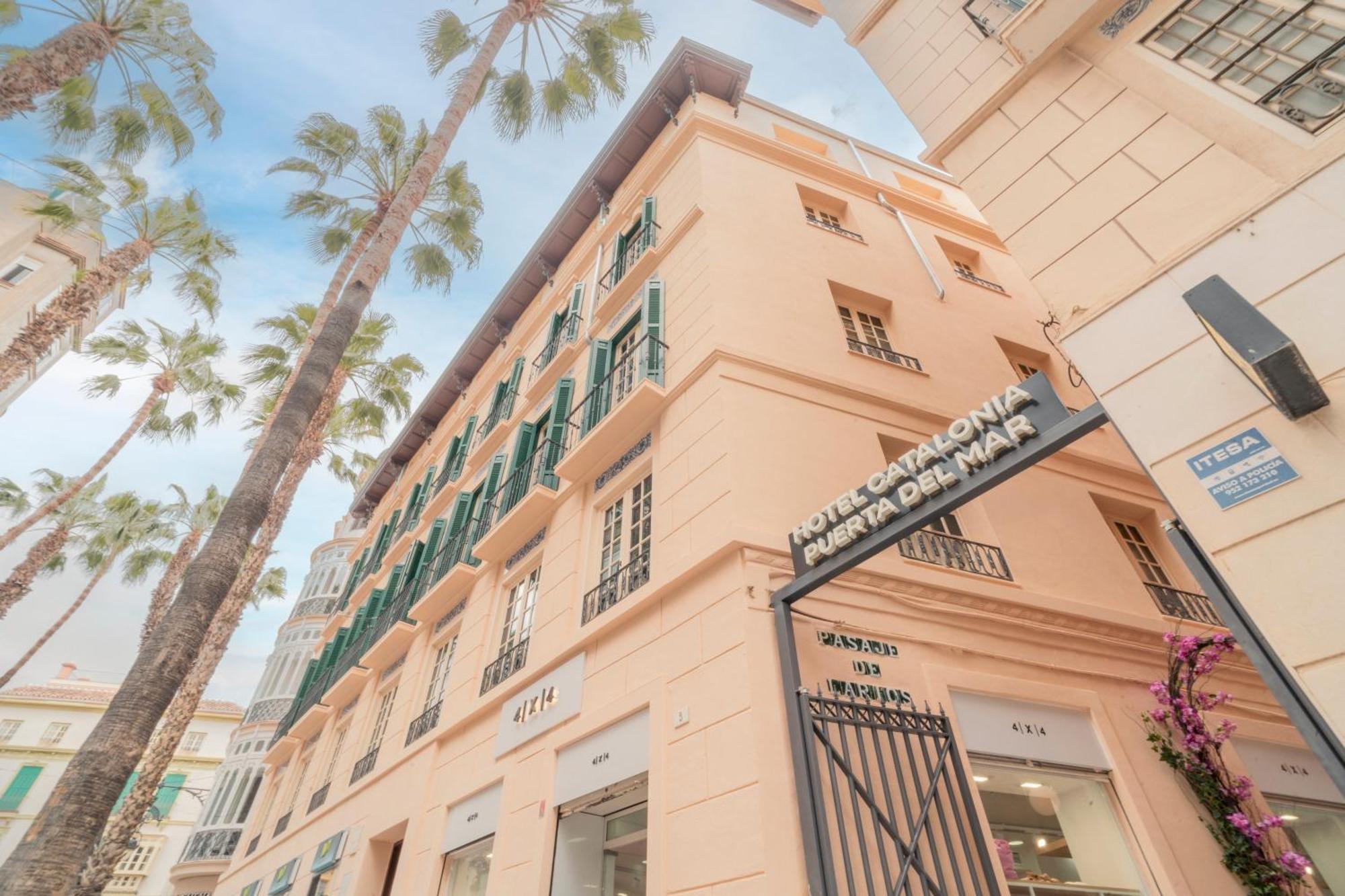 Hotel Catalonia Puerta Del Mar 4*