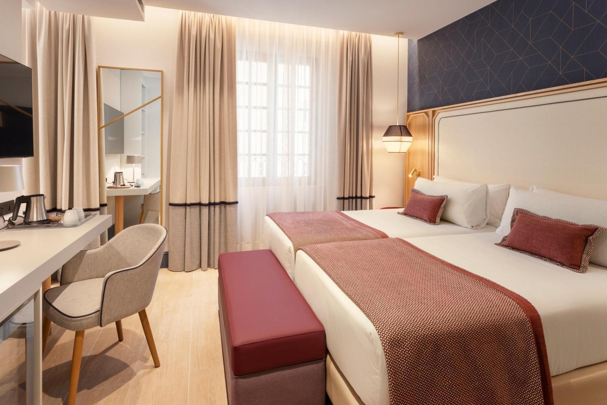 Catalonia Puerta Del Mar Hotel Málaga