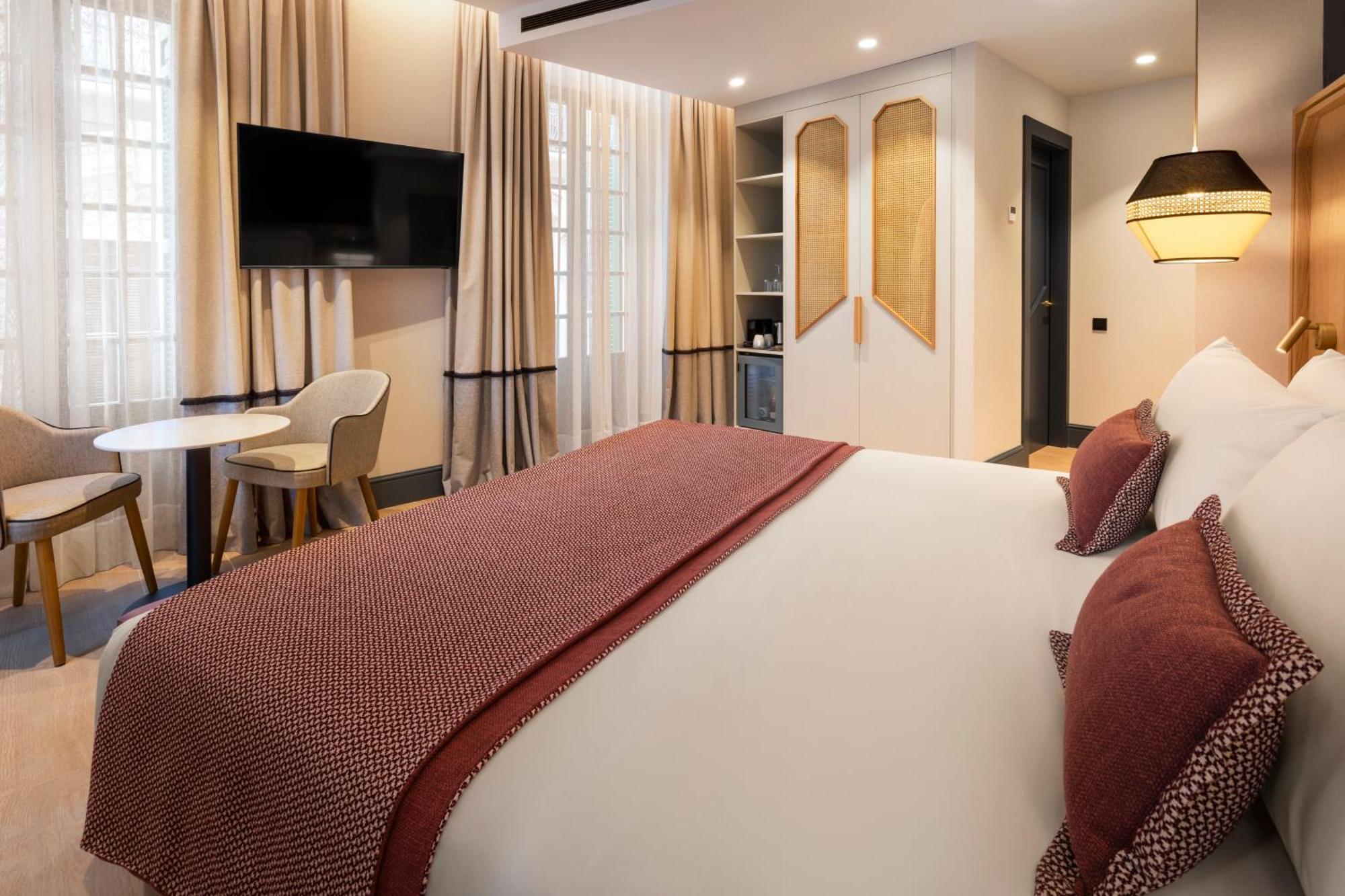 Hotel Catalonia Puerta Del Mar Málaga